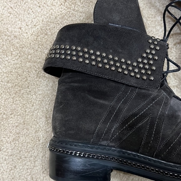 STUART WEITZMAN foldover boots. Size 6 1/2 - Picture 6 of 16